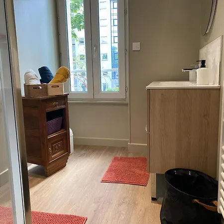 Vakantiehuis Maison Bollee 6 Pers Moderne Avec Jardin Le Mans