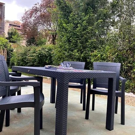 Maison Bollee 6 Pers Moderne Avec Jardin Vakantiehuis Le Mans